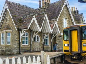 2 Bedroom Railway Cottage in the Village of Bucknell, South Shropshire, England